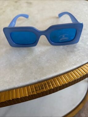 PrettyLittleThing Blue Square-Frame Women's Sunglasses